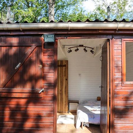 Camping Les Acacias 호텔 Saint-Paulet-de-Caisson 외부 사진